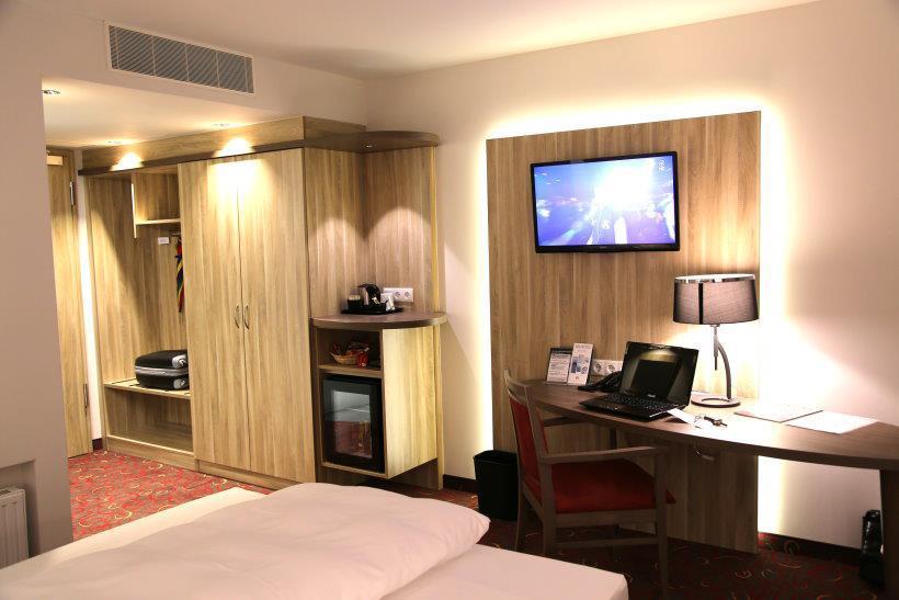Hotel Alarun Unterschleissheim Room photo