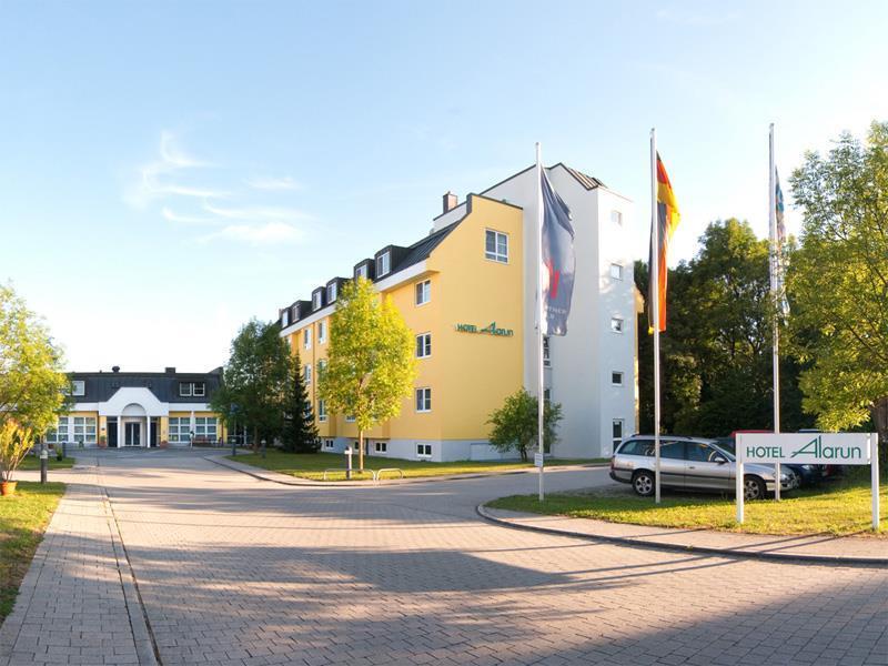 Hotel Alarun Unterschleissheim Exterior photo