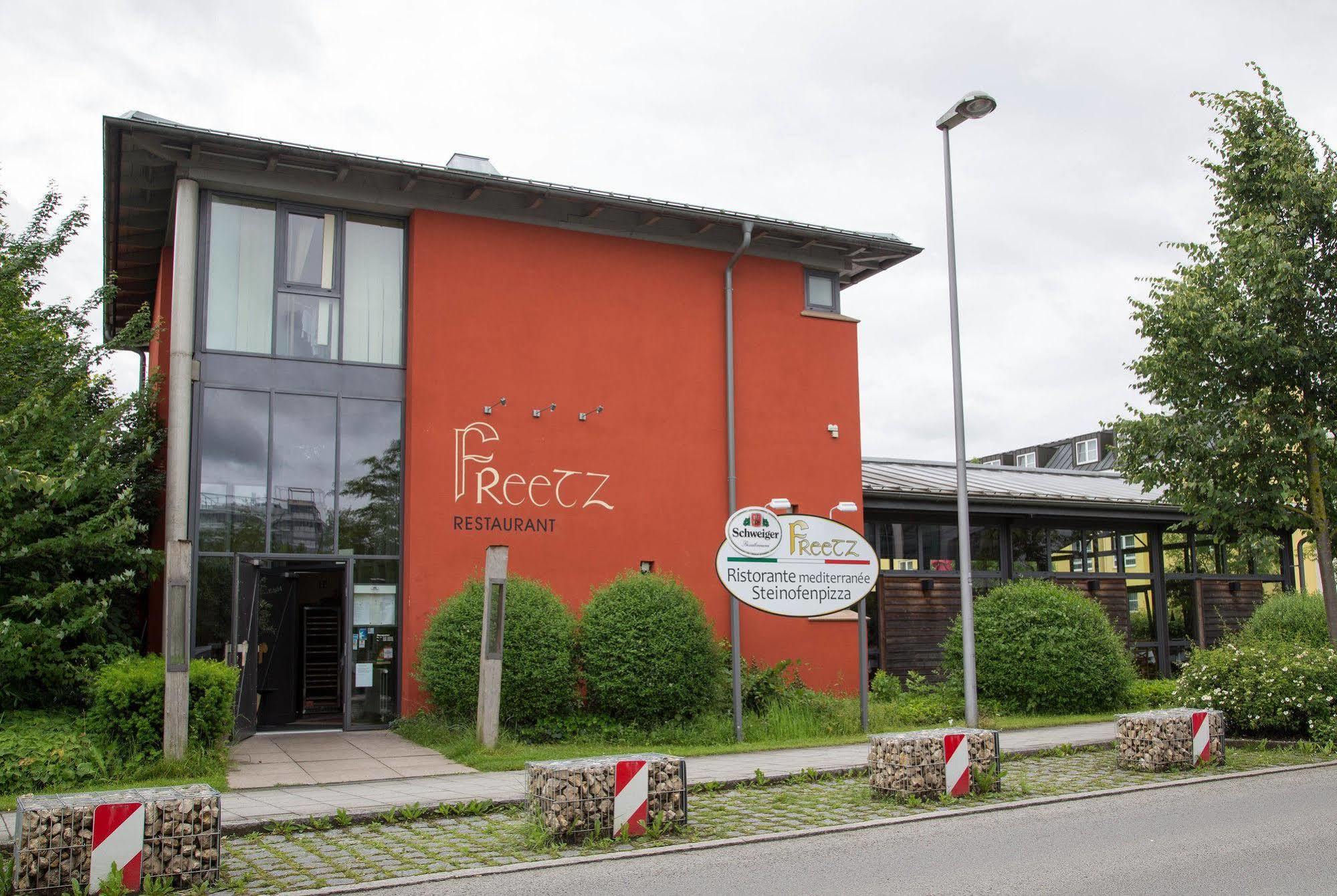 Hotel Alarun Unterschleissheim Exterior photo